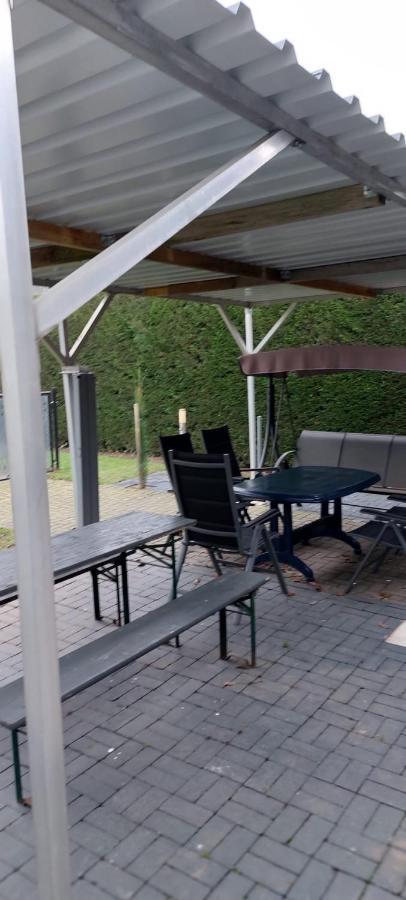 Urlaub Machen Direkt Am Irland Das Kinderparadies In Twisteden Im Grossen Garten Bei Privatleute Fur Maximal Sechs Personen Kevelaer Exteriör bild