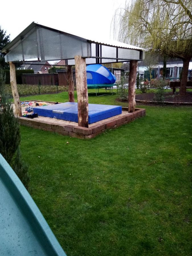 Urlaub Machen Direkt Am Irland Das Kinderparadies In Twisteden Im Grossen Garten Bei Privatleute Fur Maximal Sechs Personen Kevelaer Exteriör bild
