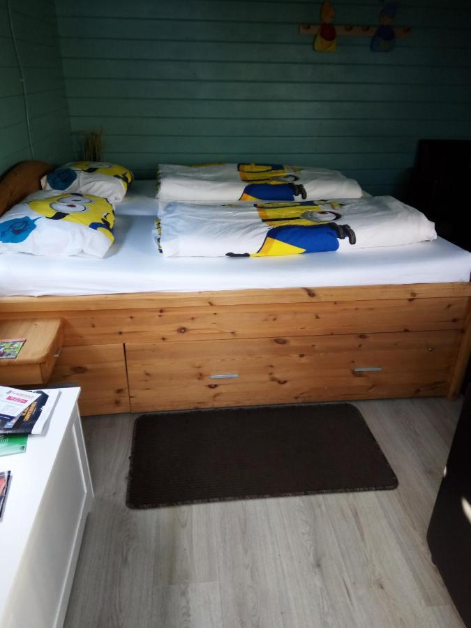 Urlaub Machen Direkt Am Irland Das Kinderparadies In Twisteden Im Grossen Garten Bei Privatleute Fur Maximal Sechs Personen Kevelaer Exteriör bild