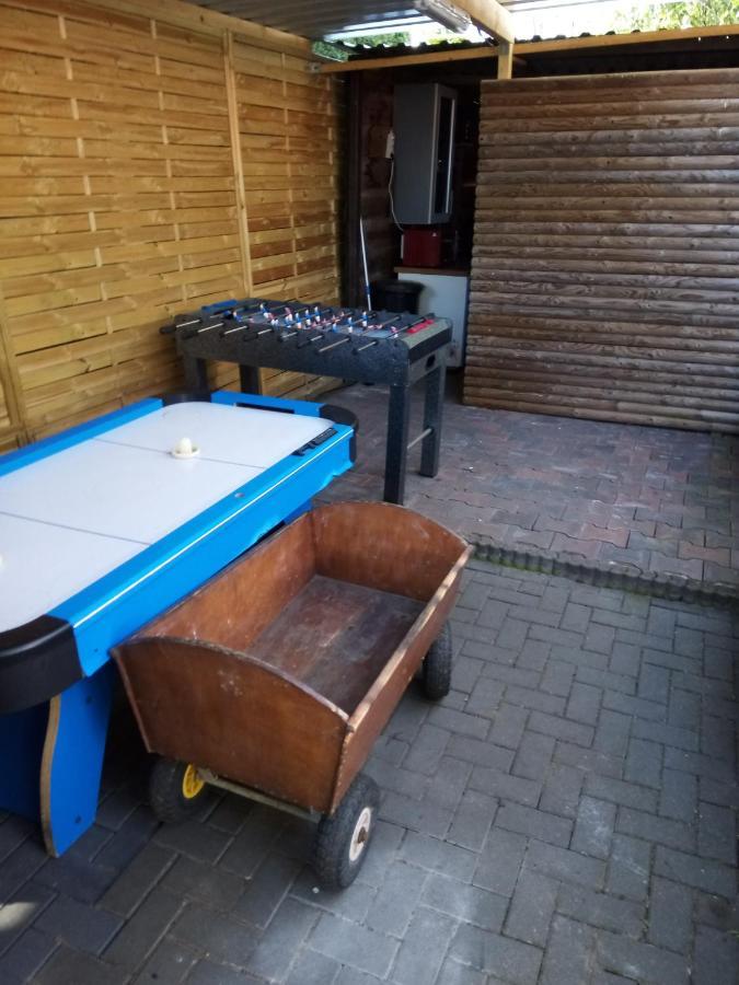 Urlaub Machen Direkt Am Irland Das Kinderparadies In Twisteden Im Grossen Garten Bei Privatleute Fur Maximal Sechs Personen Kevelaer Exteriör bild